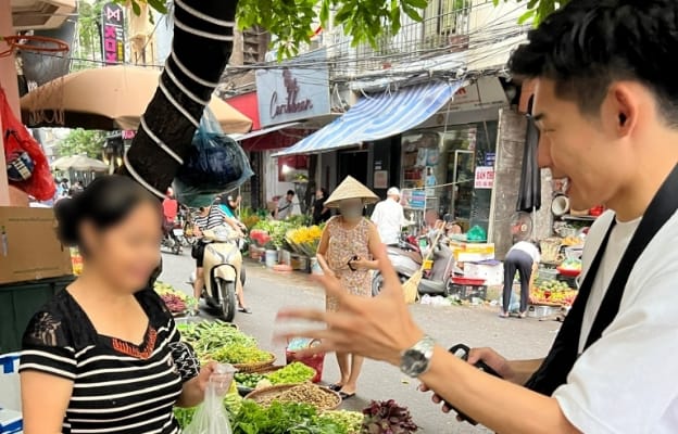 家のすぐ近くにあるリンラン市場では南国の果物が格安で売られていたので、毎週末そこに果物を買いに行き、値切り交渉をしていました。